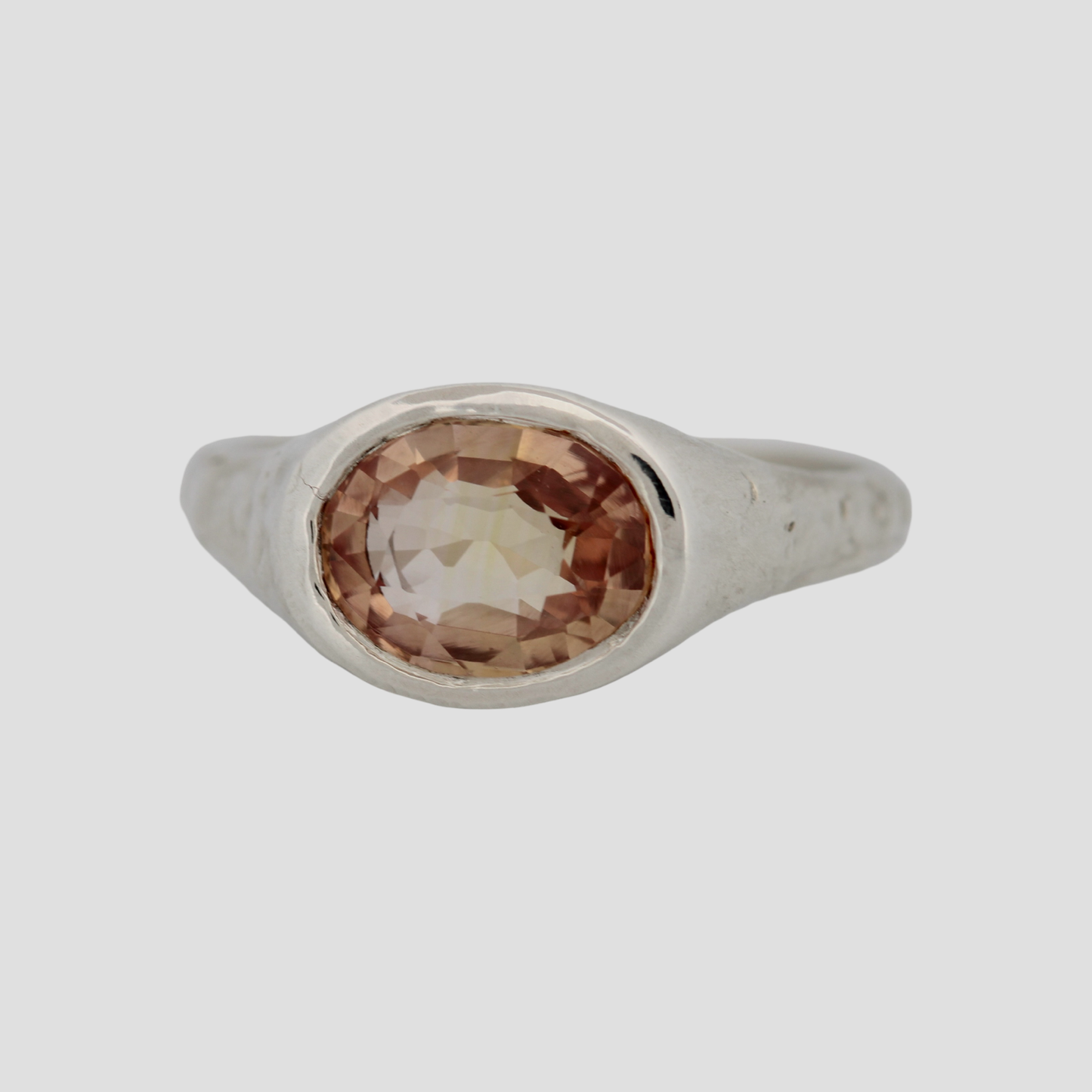 The Aura Ring